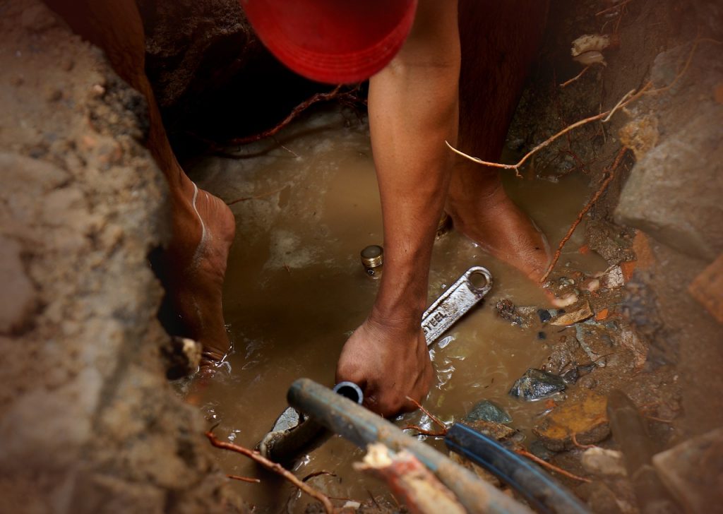 plumbing excavating a leak